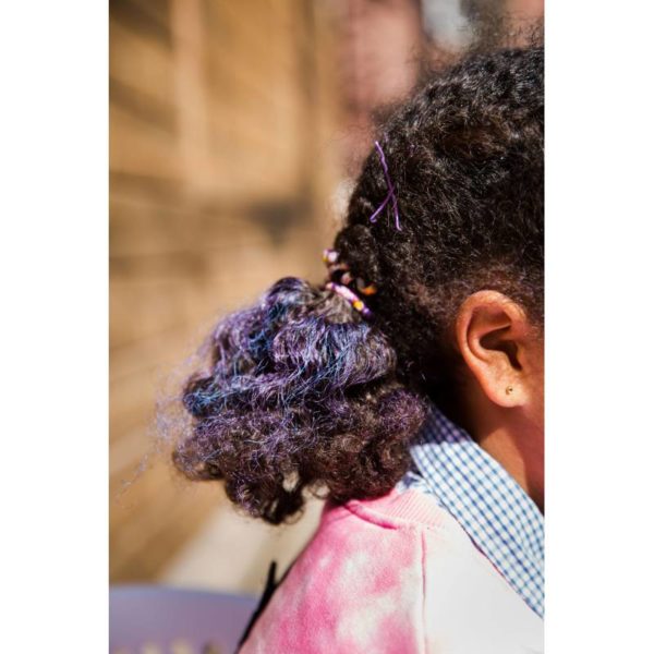 mascara-cheveux-rose-violet-3