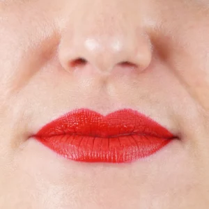 Zao Make-up – Encre à lèvres – Rouge audacieux n°420