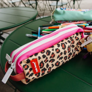 Hello Hossy – Trousse scolaire double compartiment – Léopard