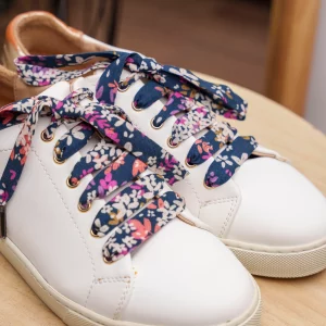 Mon Lacet Français – Lacets fleuris bleus 120cm