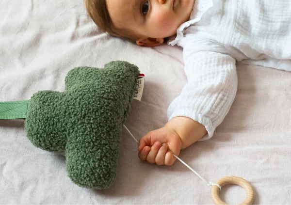 coussin-musical-moumoute-kaki-bebe.jpg