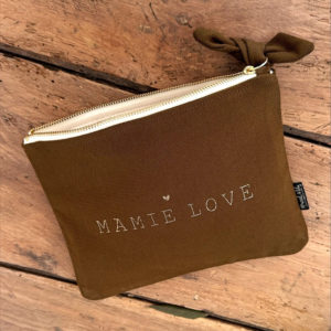 Marcel et Lily – Pochette Kaki – Mamie Love