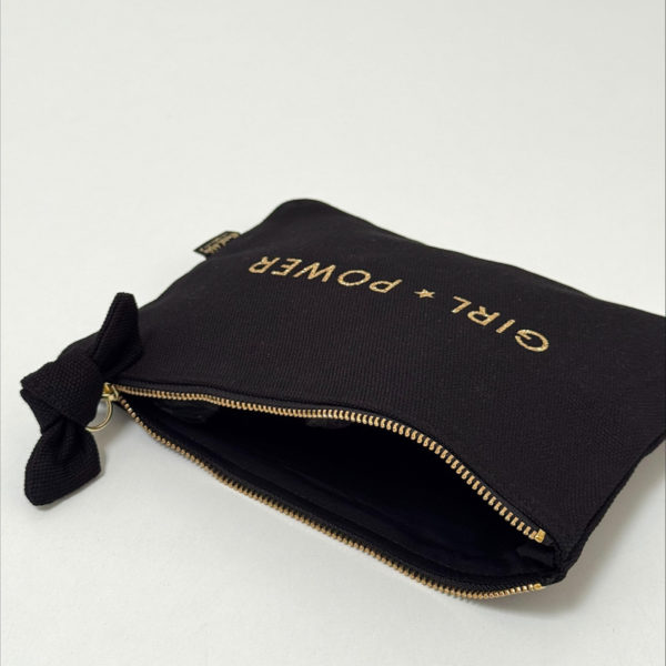 pochette-noire-girl-power