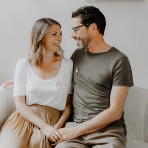 Les petites hirondelles – Pin’s en bois – Super papa