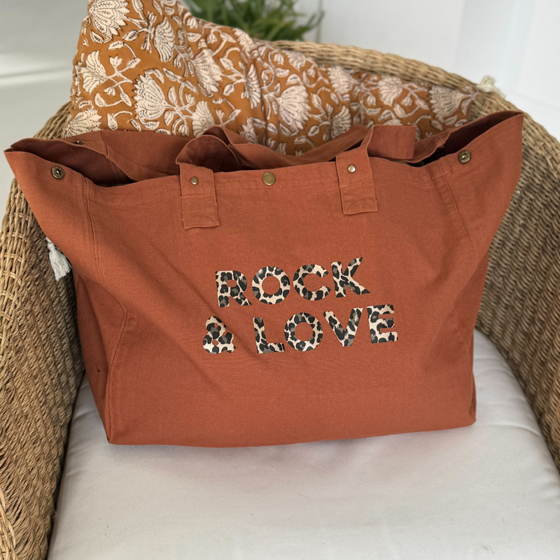 grand-cabas-caramel-rock-and-love