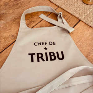 Marcel & Lily – Tablier beige – Chef de tribu