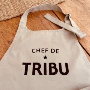 Marcel & Lily – Tablier beige – Chef de tribu
