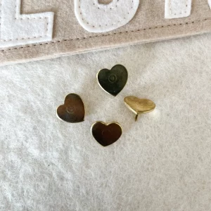 Les petites dates – Punaise pour poster mes premières fois