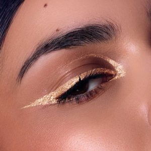 Sisi la paillette – Eyeliner pailleté – Or métallique