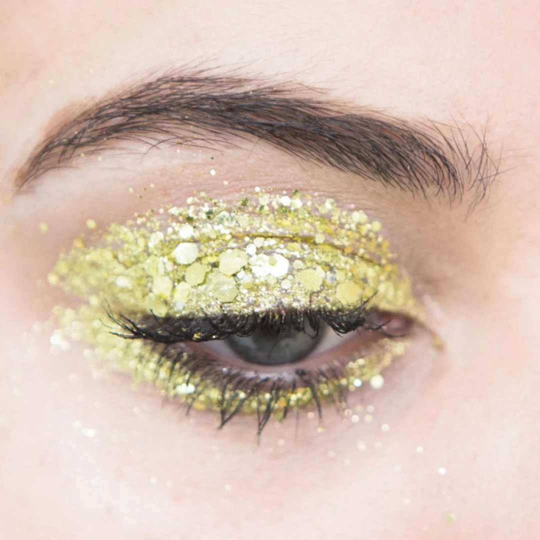 makeupparachutedore.jpg