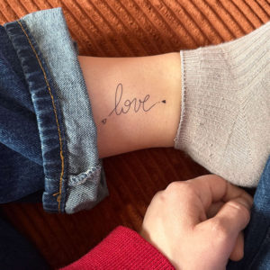 Sioou – Tatouage éphémère – Love